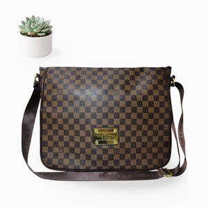 Brown Checkered Messenger Bag Crossbody Gold Plate